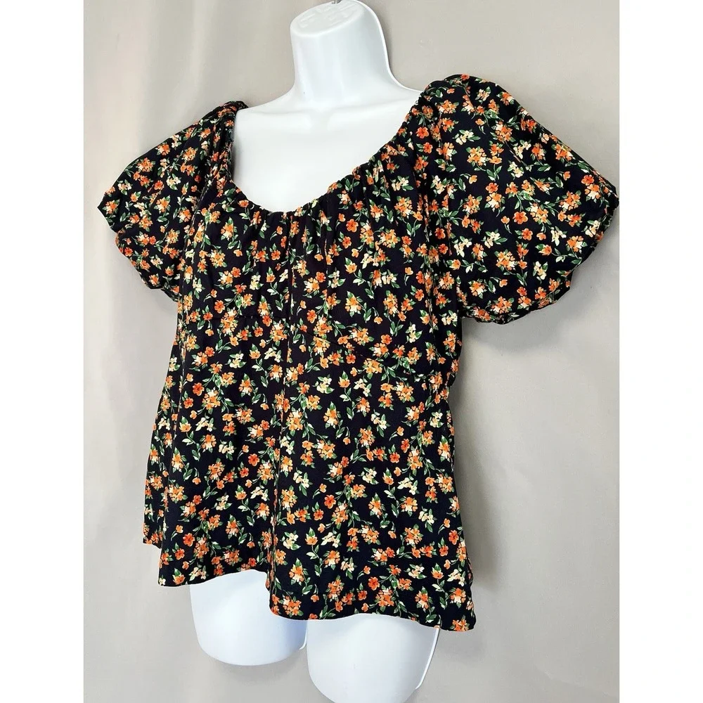 Old Navy Floral Puff Sleeve Blouse Womens Sz Large Heart‎ Neck Multicolor